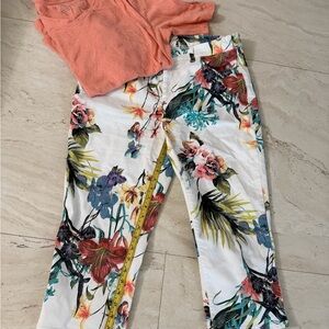 Chico’s Floral Tropical Print White capri Pants and top